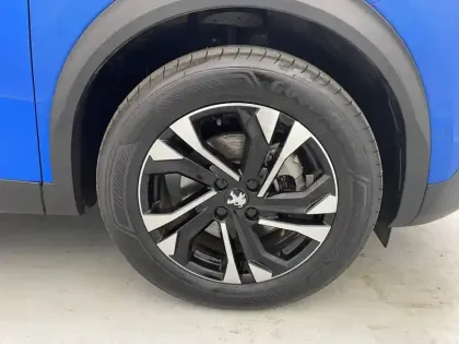 Photo 45 Peugeot 2008  Electrique 136 ch