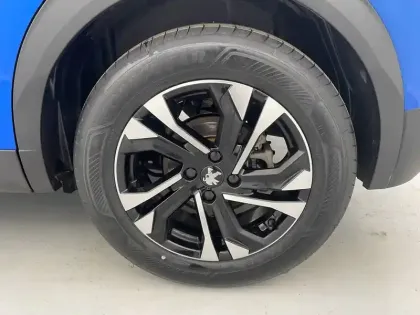 Photo 43 Peugeot 2008  Electrique 136 ch