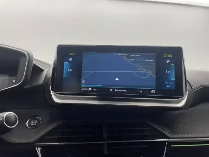 Photo 47 Peugeot 2008  Electrique 136 ch