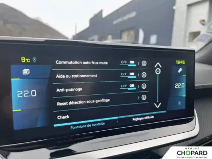 Photo 22 Peugeot 2008  Electrique 136 ch