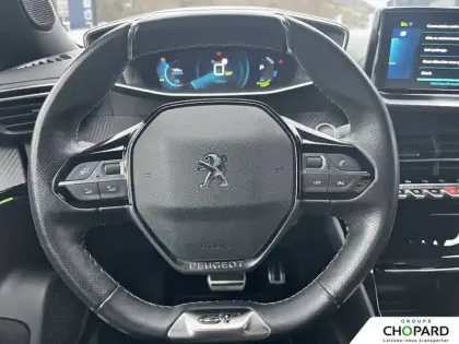 Photo 13 Peugeot 2008  Electrique 136 ch