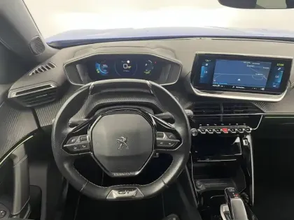 Photo 49 Peugeot 2008  Electrique 136 ch