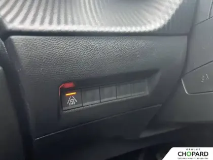 Photo 16 Peugeot 2008  Electrique 136 ch