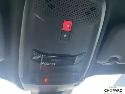 Photo 26 Peugeot 2008  Electrique 136 ch