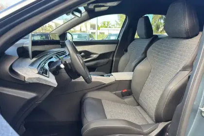 Photo 9 Peugeot 3008  Hybrid 145 e-DCS6