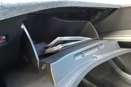 Photo 31 Peugeot 3008  Hybrid 145 e-DCS6