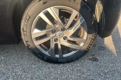 Photo 12 Peugeot 208 Gén. II Ph1 NG Style 5