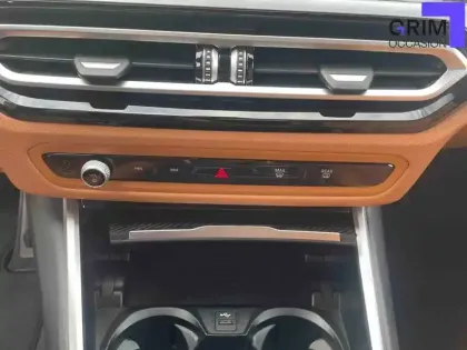 Photo 8 BMW Serie 3 Touring 330d xDrive 286 ch BVA8