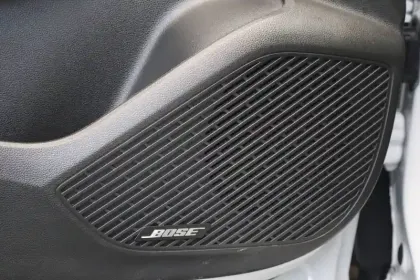 Photo 8 Renault Arkana  E-Tech hybride 145 - 22