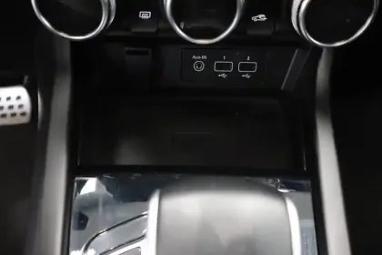 Photo 27 Renault Arkana  E-Tech hybride 145 - 22