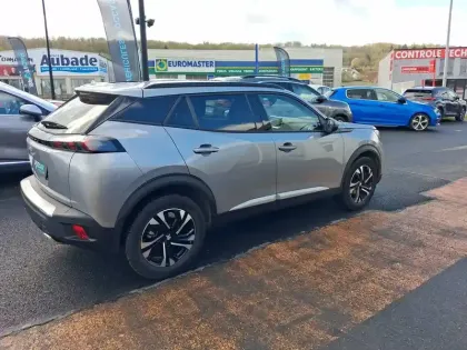 Photo 25 Peugeot 2008  PureTech 130 S&S EAT8
