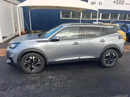 Photo 7 Peugeot 2008  PureTech 130 S&S EAT8