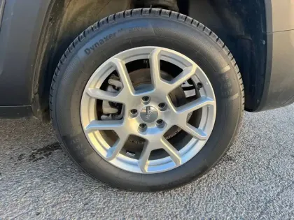 Photo 12 Jeep Renegade  1.3 Turbo T4 190 ch PHEV BVA6 4xe eAWD