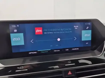 Photo 31 Citroën C4 e- 136 ch Automatique