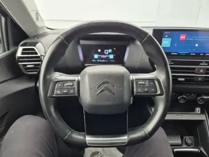 Photo 30 Citroën C4 e- 136 ch Automatique