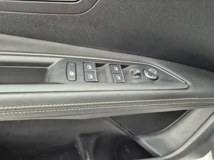 Photo 38 Peugeot 3008 Gén. II Ph2 GT Pack 5