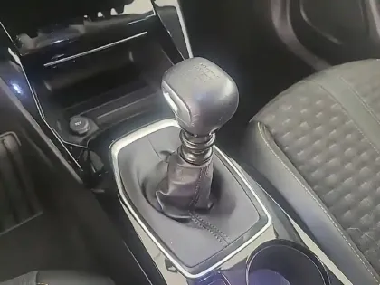 Photo 13 Peugeot 2008  BlueHDi 110 S&S BVM6