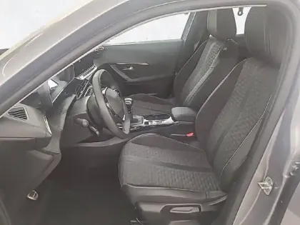 Photo 10 Peugeot 2008  BlueHDi 110 S&S BVM6