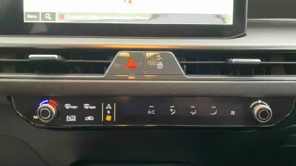 Photo 13 Kia Stonic  1.0 T-GDi 100 ch DCT7