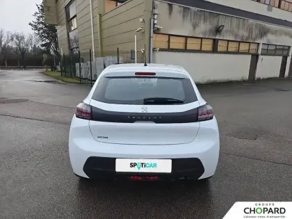 Photo 33 Peugeot 208  PureTech 75 S&S BVM5