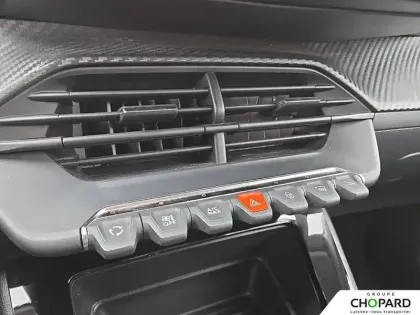 Photo 21 Peugeot 208  PureTech 75 S&S BVM5