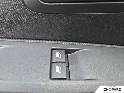 Photo 23 Peugeot 208  PureTech 75 S&S BVM5