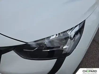Photo 63 Peugeot 208  PureTech 75 S&S BVM5