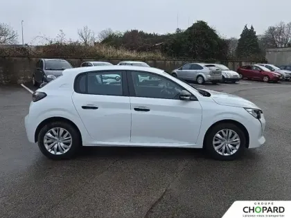 Photo 109 Peugeot 208  PureTech 75 S&S BVM5