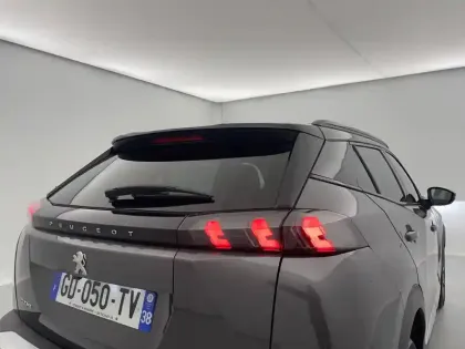 Photo 30 Peugeot 2008  PureTech 130 S&S EAT8