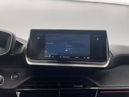 Photo 19 Peugeot 2008  PureTech 130 S&S EAT8