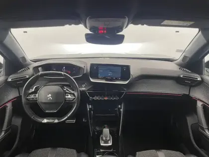 Photo 24 Peugeot 2008  PureTech 130 S&S EAT8