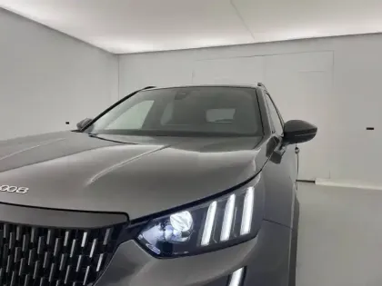 Photo 23 Peugeot 2008  PureTech 130 S&S EAT8