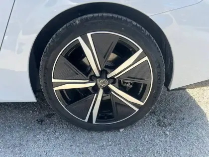 Photo 11 Peugeot 308  SW PHEV 225 e-EAT8