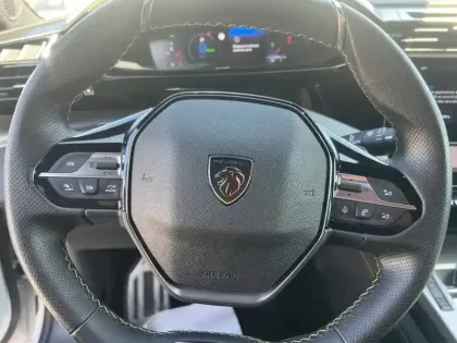 Photo 20 Peugeot 308  SW PHEV 225 e-EAT8