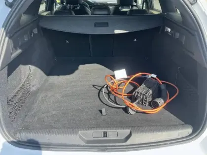 Photo 6 Peugeot 308  SW PHEV 225 e-EAT8