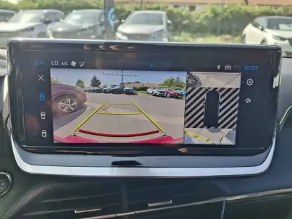 Photo 21 Peugeot 2008  Hybrid 136 e-DCS6