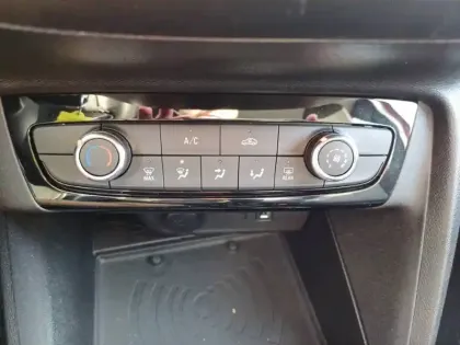 Photo 18 Opel Corsa Gén. VI Ph1 Edition 5