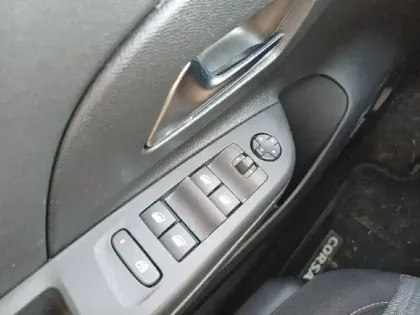 Photo 22 Opel Corsa Gén. VI Ph1 Edition 5