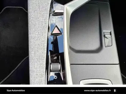 Photo 73 Peugeot 3008  Hybrid 136 e-DCS6