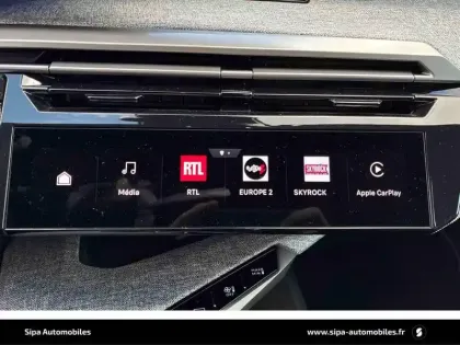 Photo 66 Peugeot 3008  Hybrid 136 e-DCS6