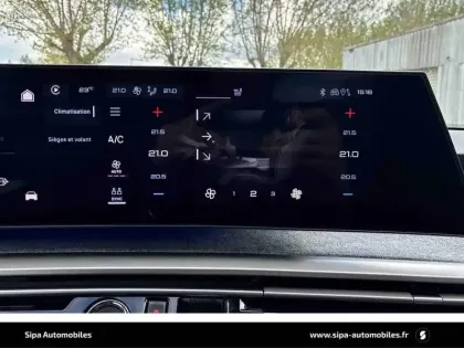 Photo 104 Peugeot 3008  Hybrid 136 e-DCS6