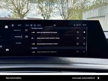 Photo 69 Peugeot 3008  Hybrid 136 e-DCS6