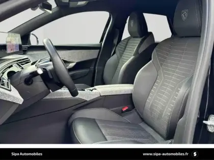 Photo 51 Peugeot 3008  Hybrid 136 e-DCS6