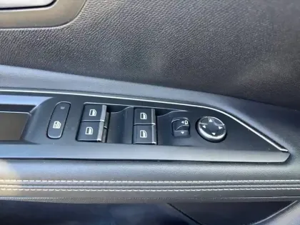 Photo 18 Peugeot 5008  BlueHDi 130ch S&S EAT8