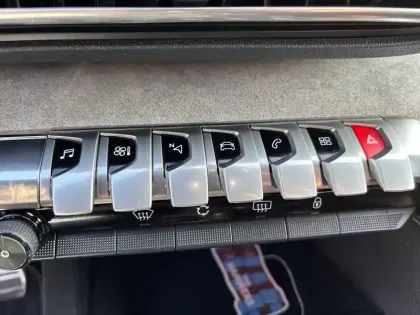 Photo 19 Peugeot 5008  BlueHDi 130ch S&S EAT8