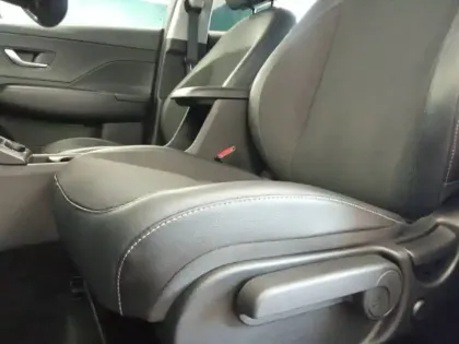 Photo 88 Hyundai Kona  Hybrid 129