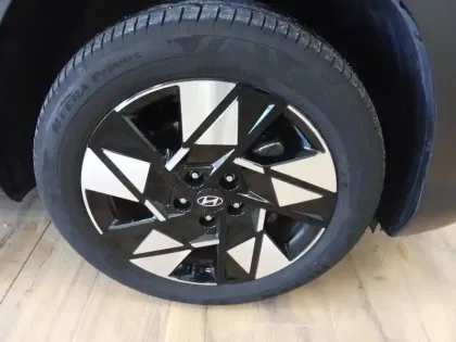 Photo 81 Hyundai Kona  Hybrid 129