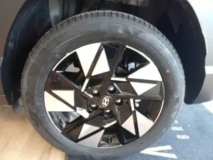 Photo 50 Hyundai Kona  Hybrid 129