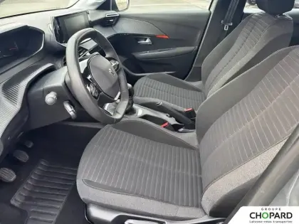 Photo 84 Peugeot 208  PureTech 75 S&S BVM5