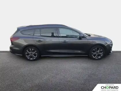 Photo 8 Ford Focus Gén. IV Ph2 ST-Line X 5